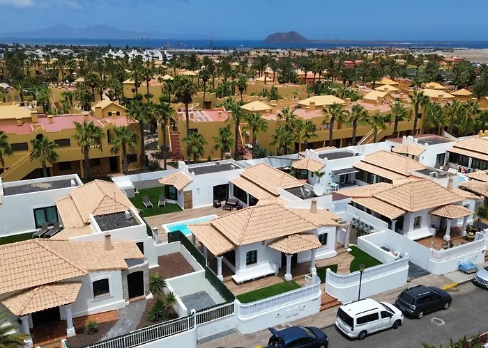 Villa Relax Deluxe Private Pool By Holidays