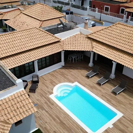 Relax Deluxe Private Pool By Holidays Villa *