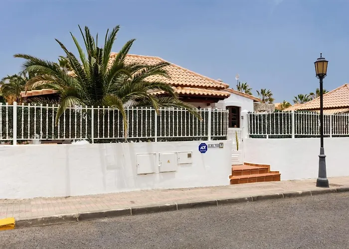 Relax Deluxe Private Pool By Holidays