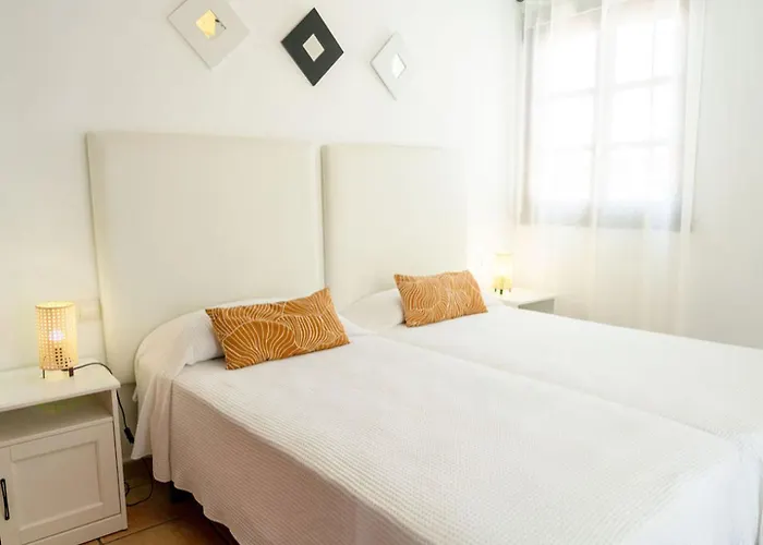 Relax Deluxe Private Pool By Holidays كوراليهو