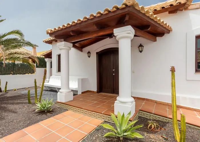 Relax Deluxe Private Pool By Holidays Villa